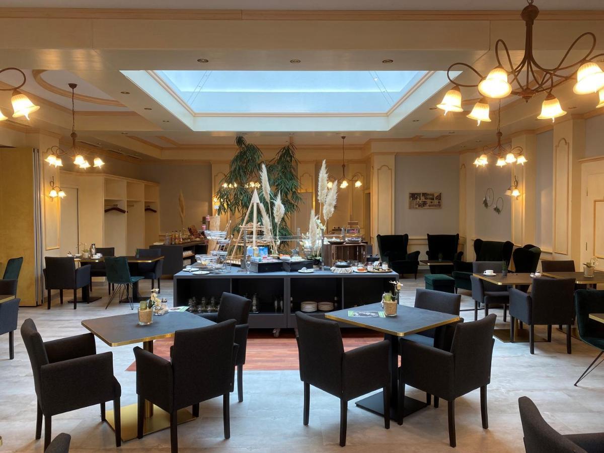 Flair Hotel Vier Jahreszeiten Bad Urach Bagian luar foto