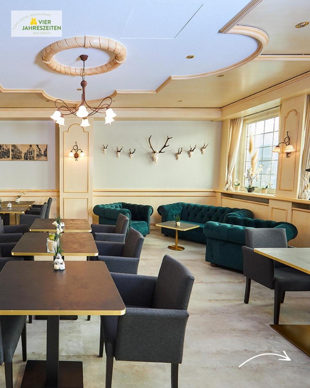 Flair Hotel Vier Jahreszeiten Bad Urach Bagian luar foto